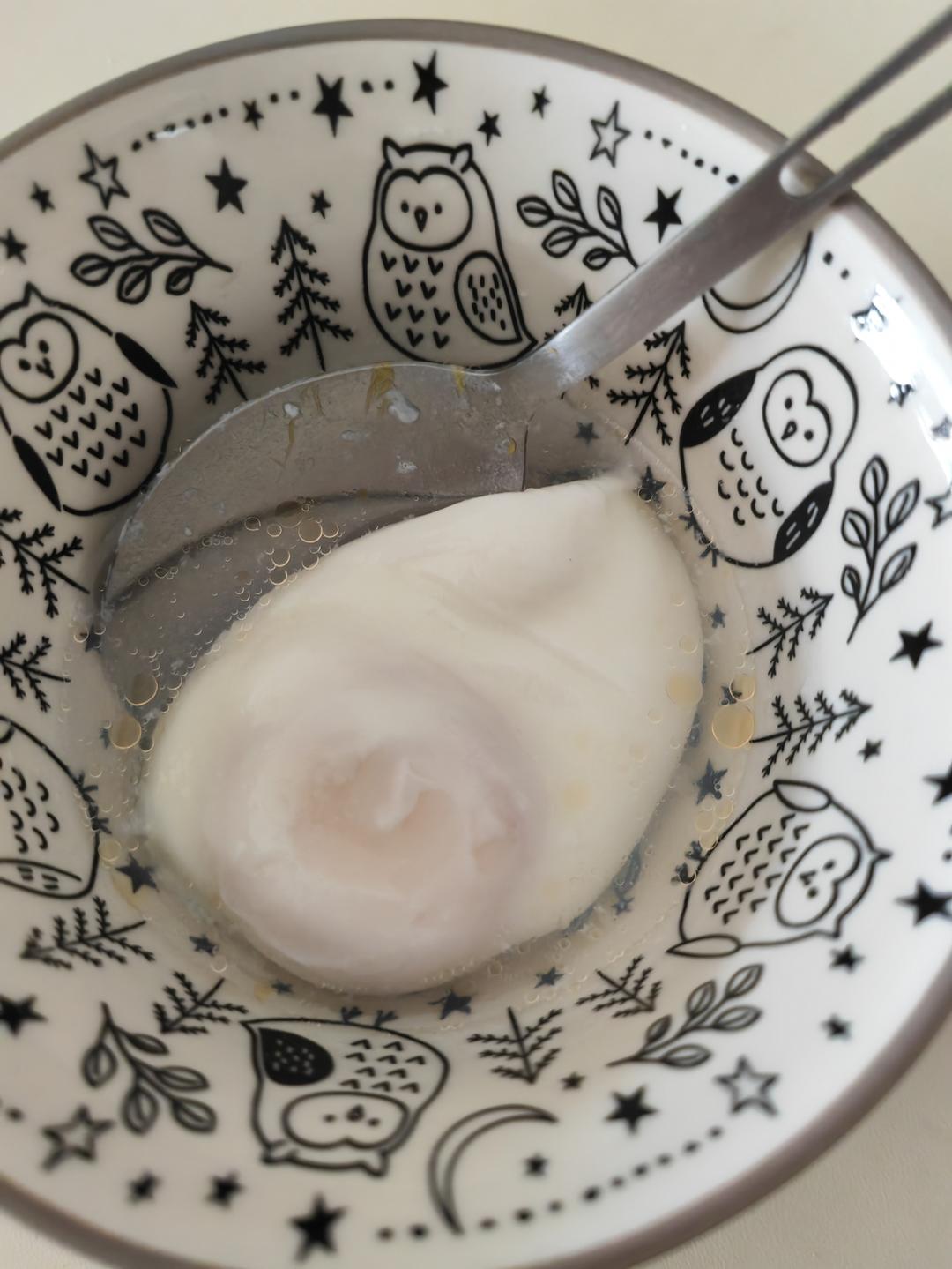 水波蛋哪有那么难，不用醋，简单方法最有效