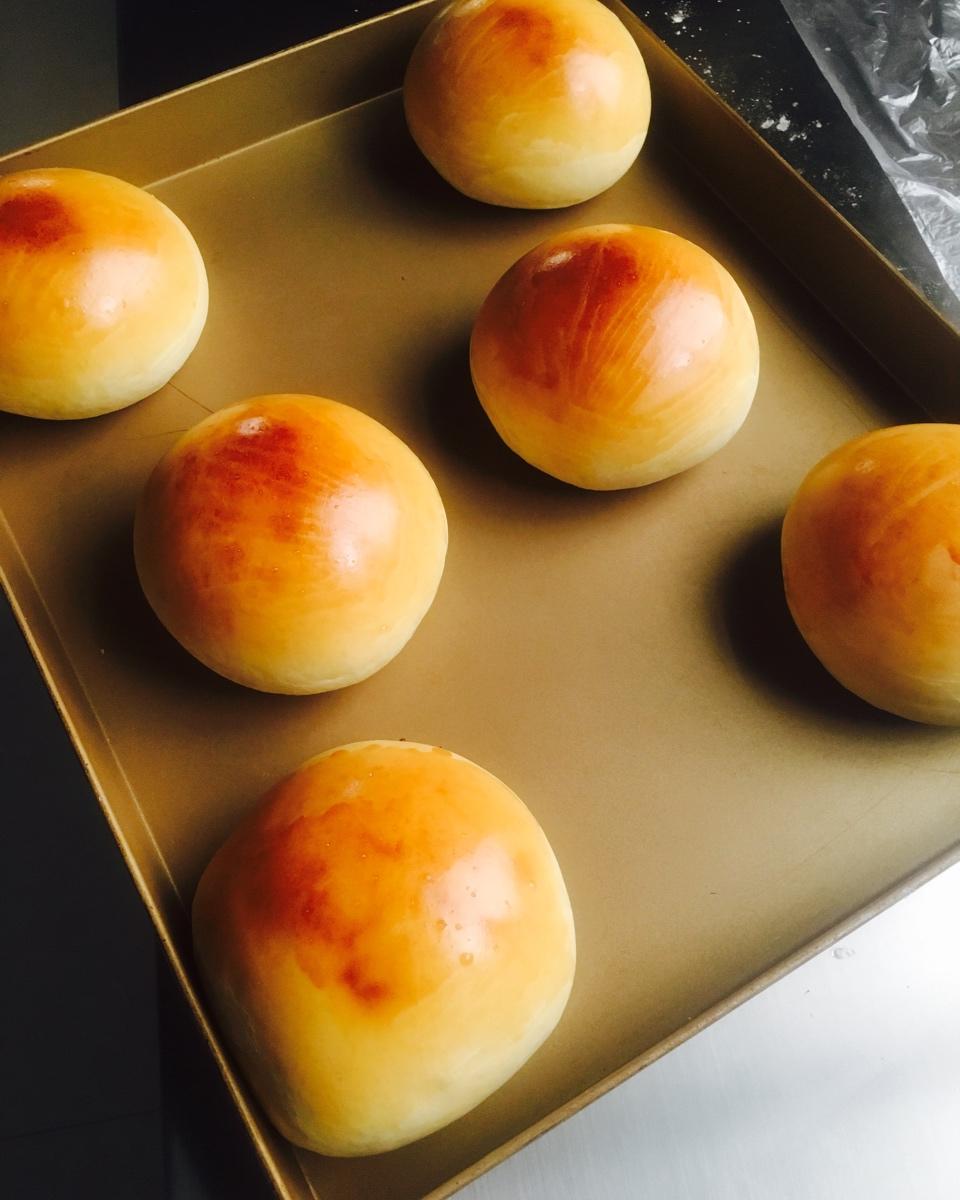 巨蛋面包
