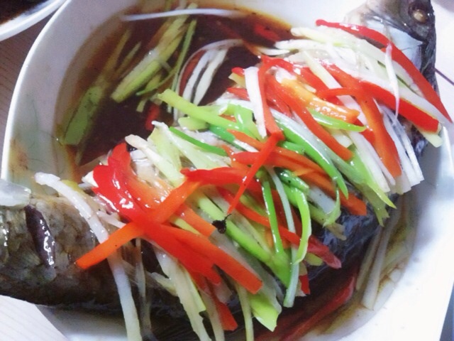 葱油鲤鱼