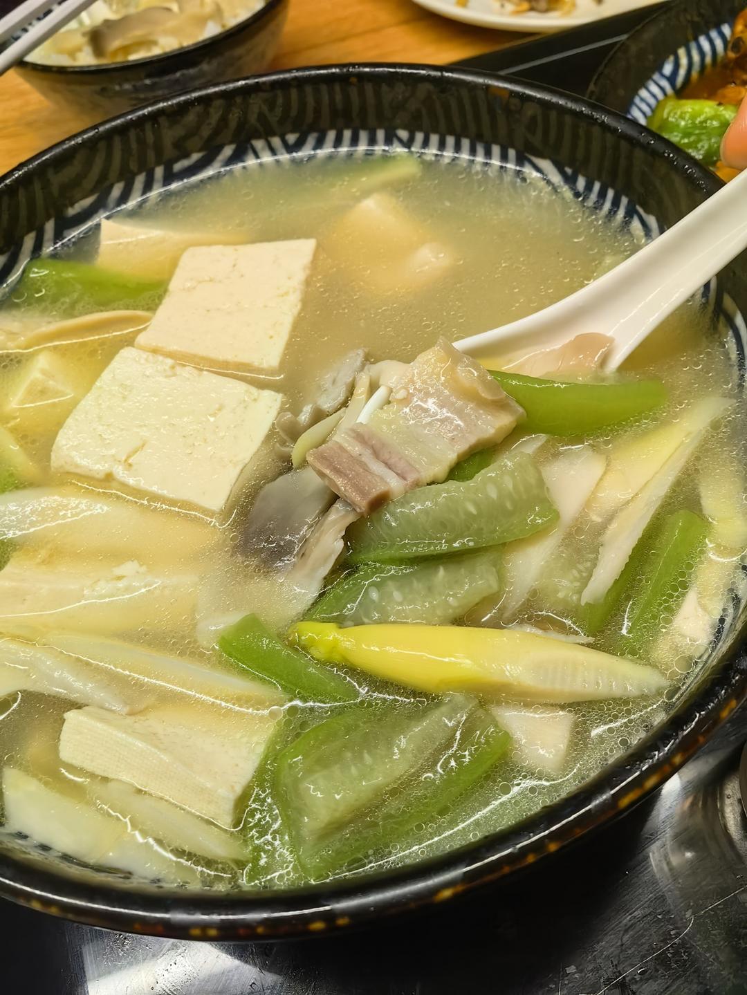 浓汤鲜美老豆腐