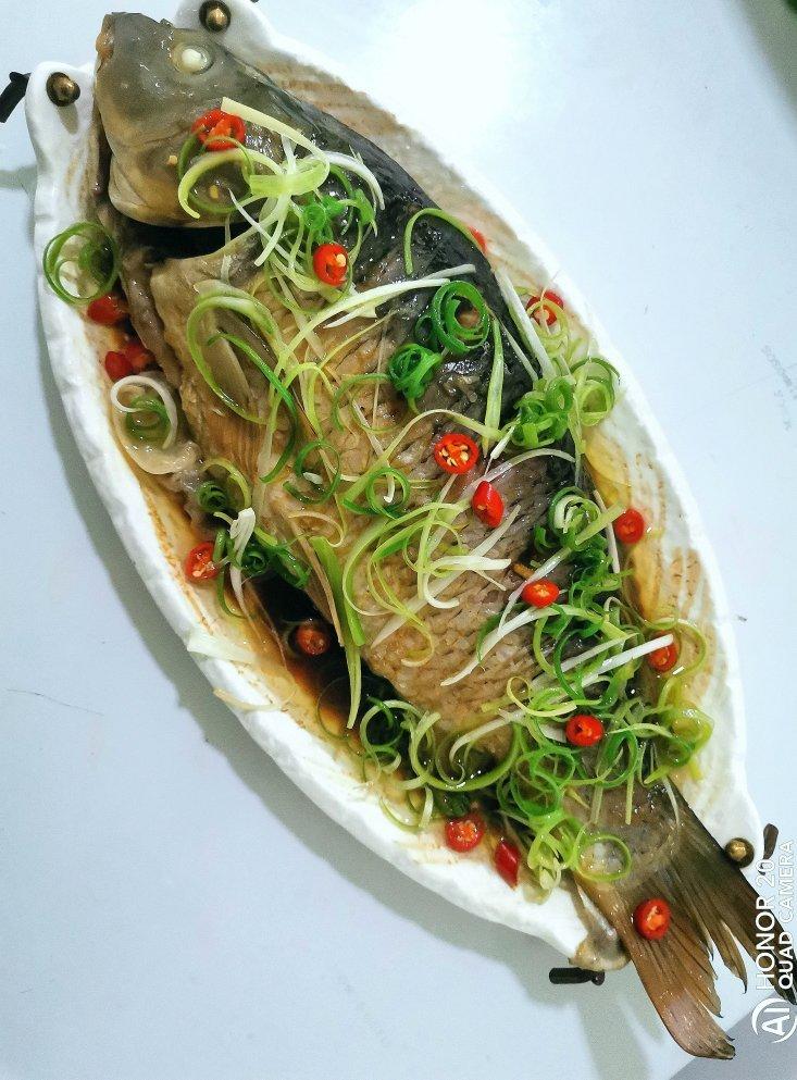 清蒸鲤鱼