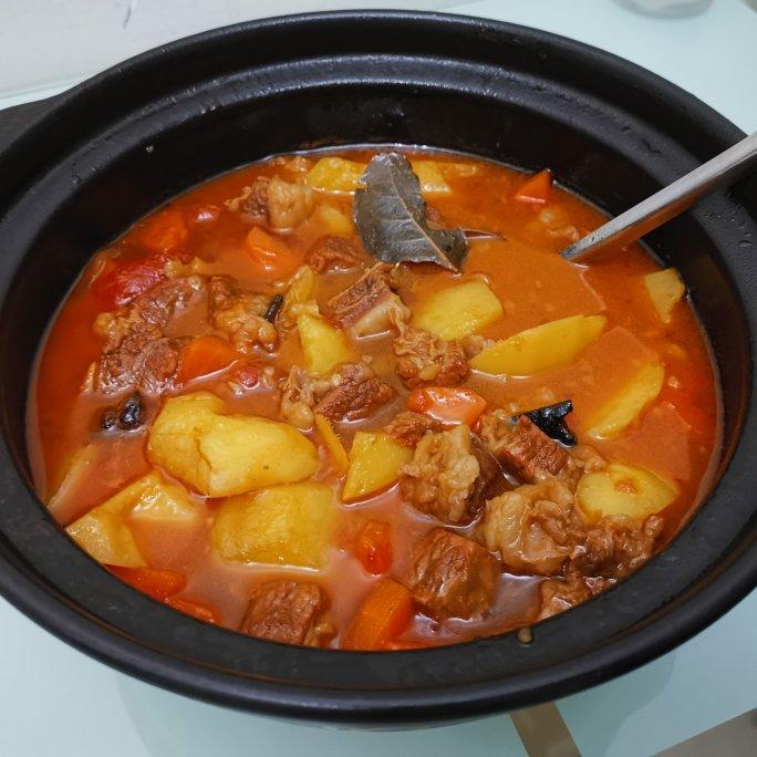 番茄土豆炖牛腩