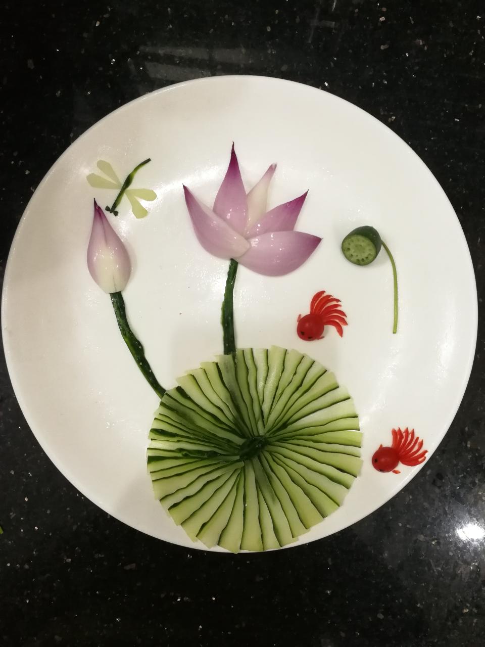 莲花盘画的做法 步骤17