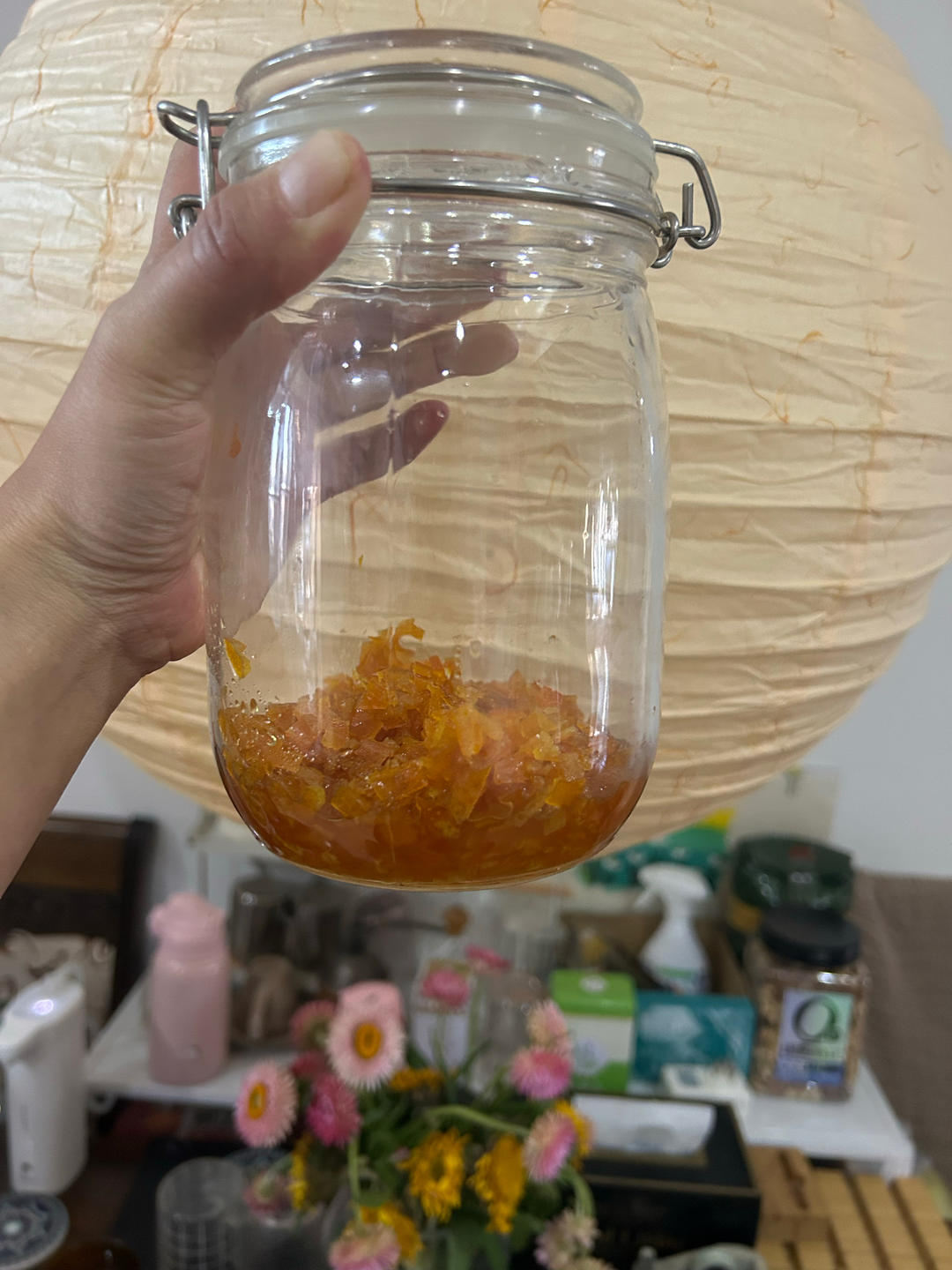 巧削橙皮                             (糖渍橙皮丁原料)