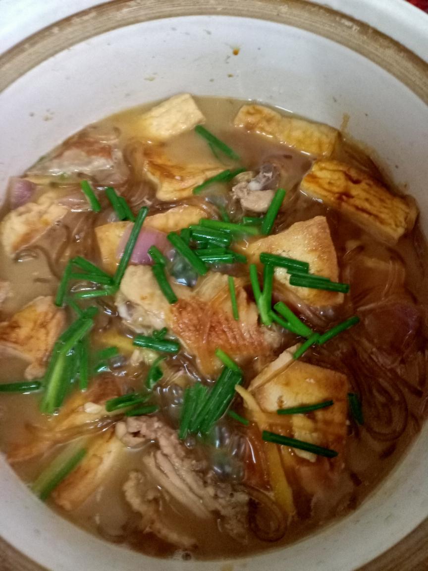 鸡肉炖豆腐粉条