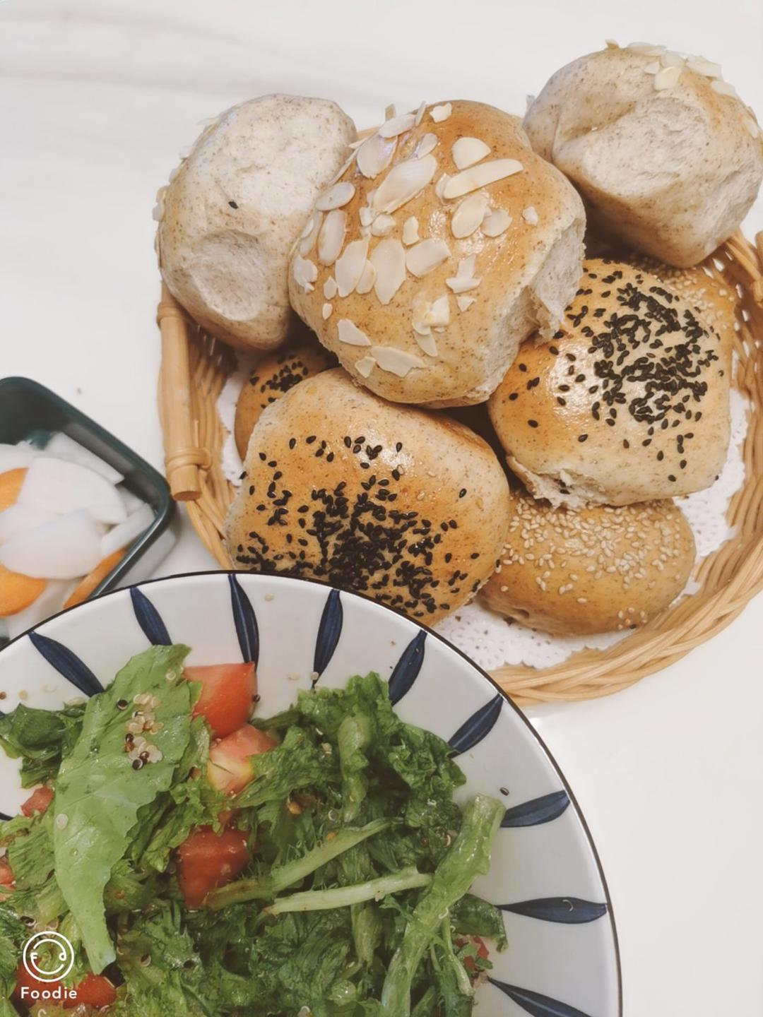 超软牛奶餐包，此配方超软不甜易出膜，放一礼拜不变硬