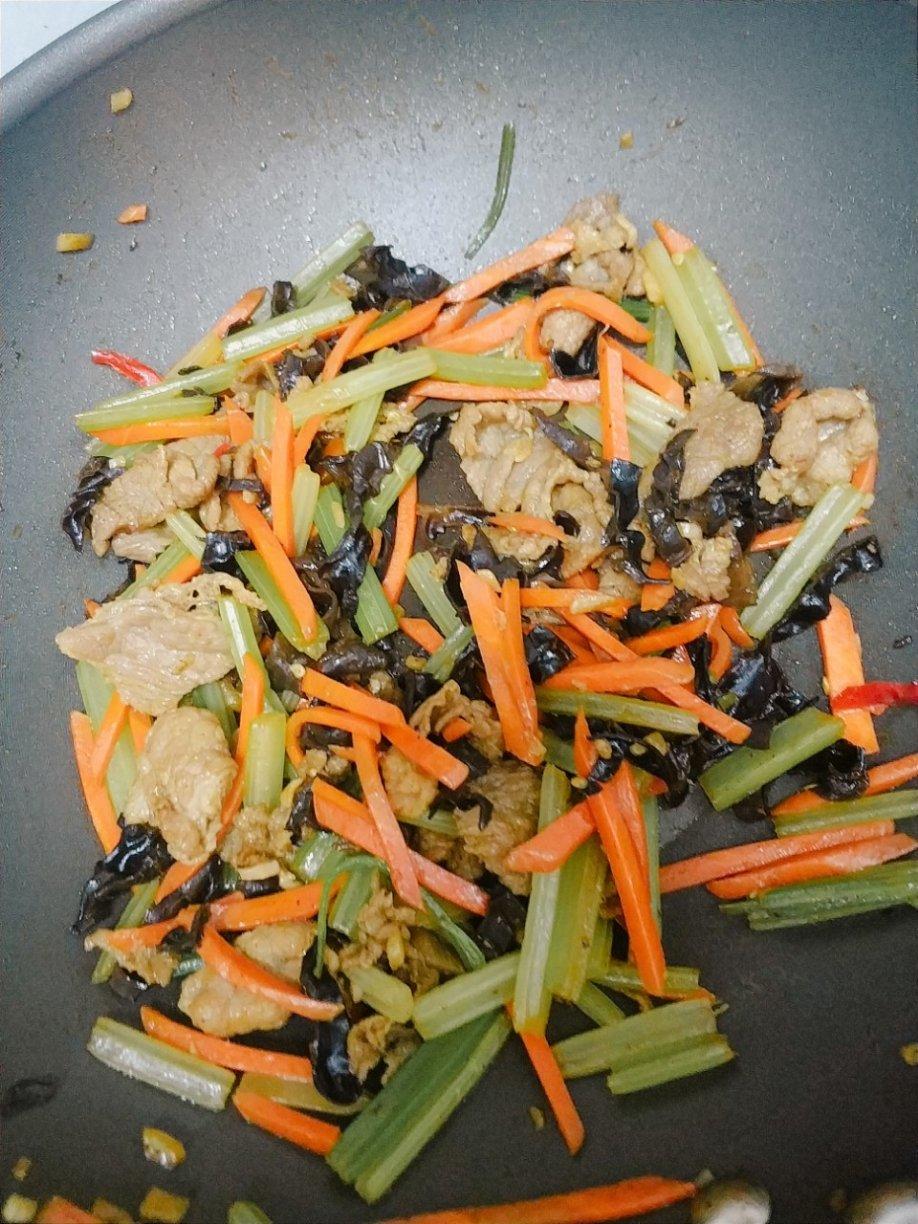 营养又美味的芹菜炒牛肉