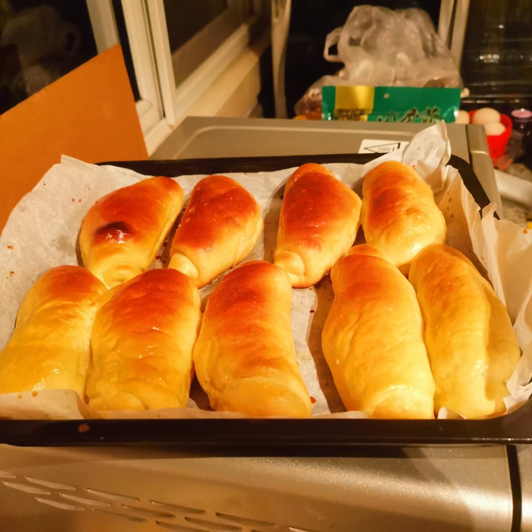 这可能是你吃过最软的「紫米奶酪面包」