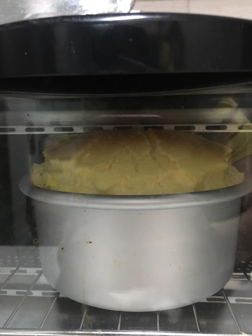 6寸六寸戚风蛋糕，不会失败的方子。哈哈哈