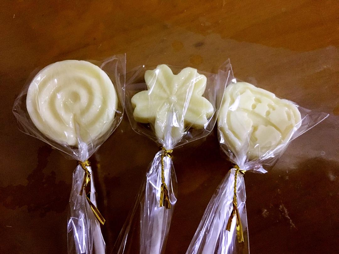 牛奶棒棒糖制作方法