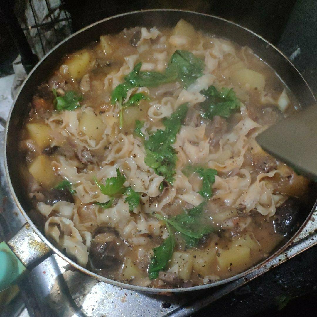 新疆揪片子汤饭（妈妈手艺）