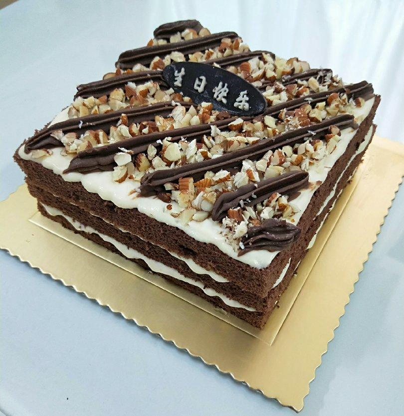 欢悦做的乳酪巧克力方形蛋糕