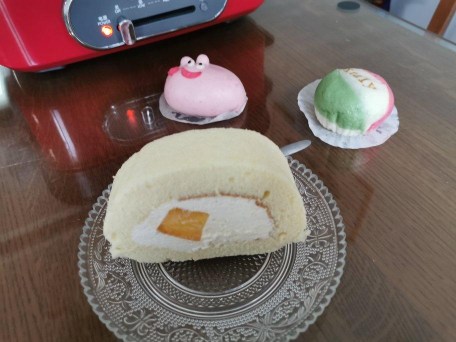 胖乎乎奶油芒果卷/不开裂不掉皮全过程详细图解烘焙视频/蛋糕篇6：「厚卷」