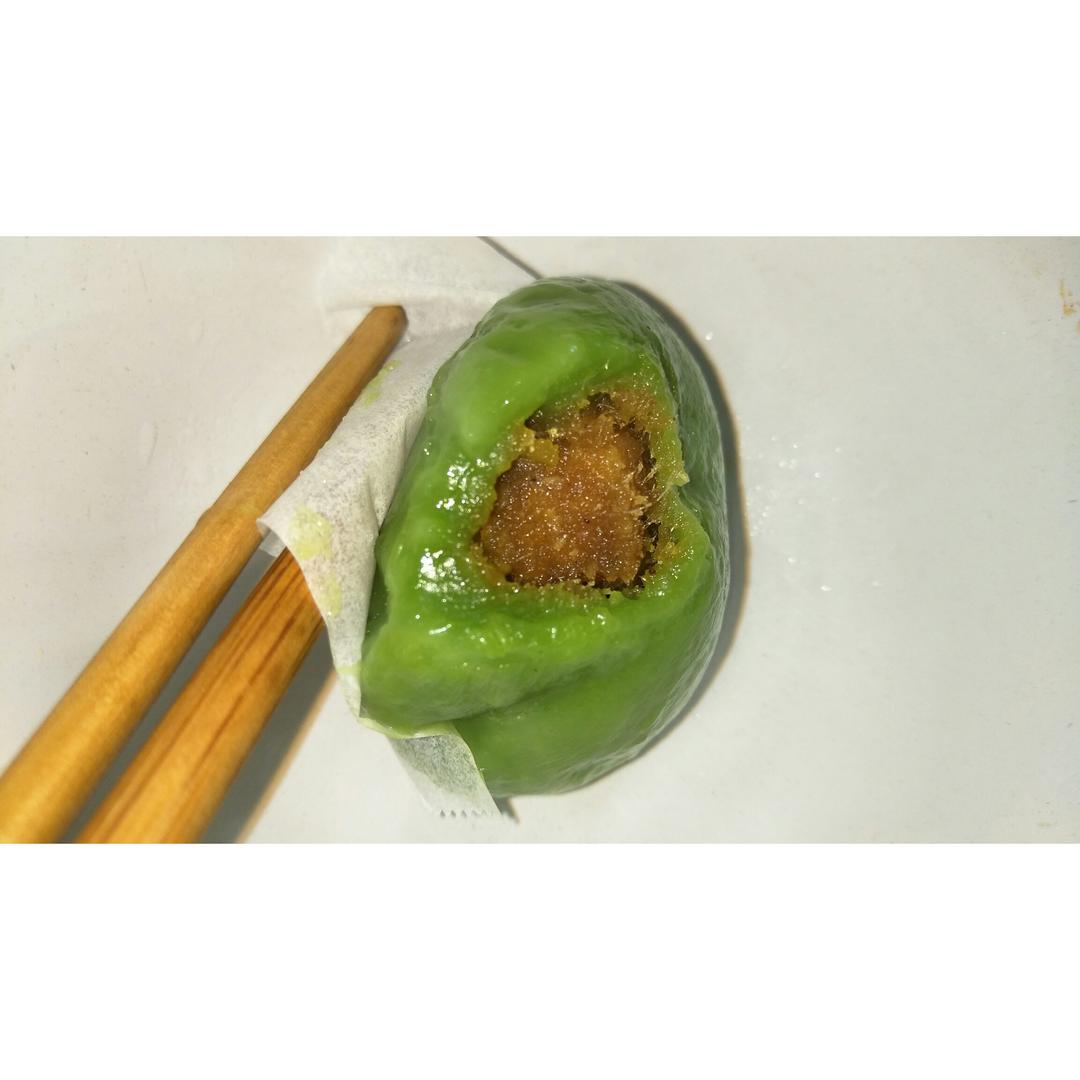 网红青团～～咸蛋黄肉松青团