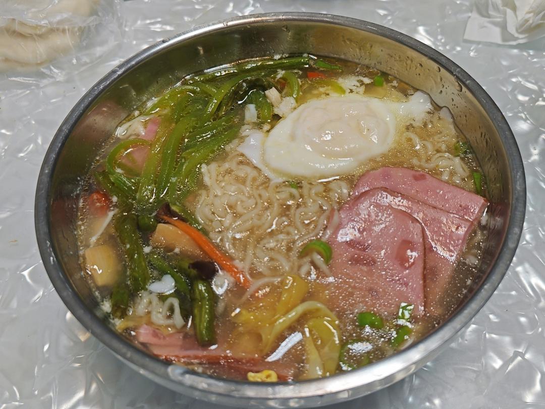 多少次早起就为了这碗面