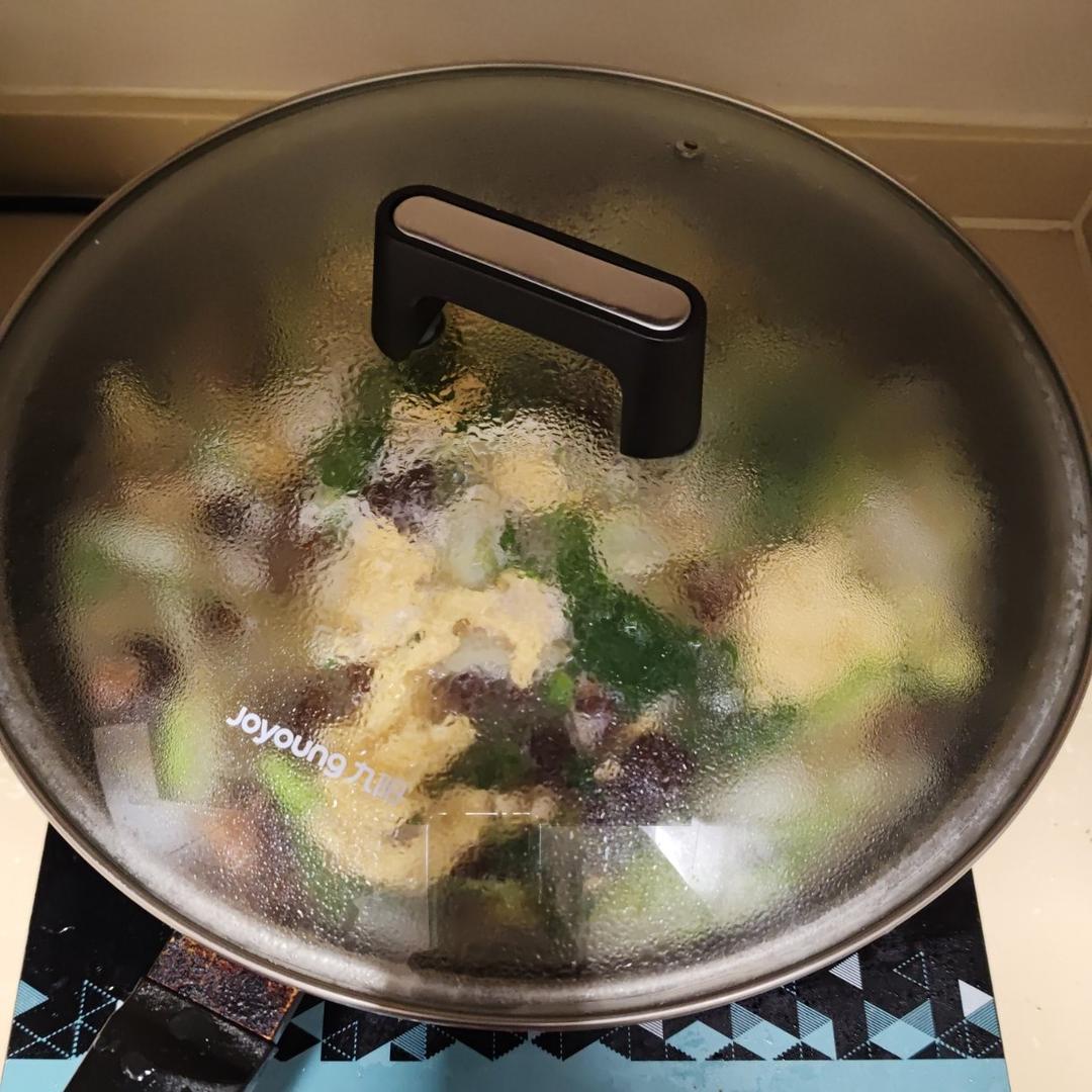 厨师长教你：“香菇白菜汤”的家常做法，简单易学营养美味