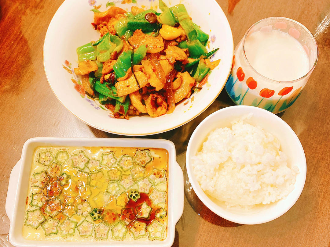 颜值控-做一朵开在碗里的花秋葵蒸水蛋