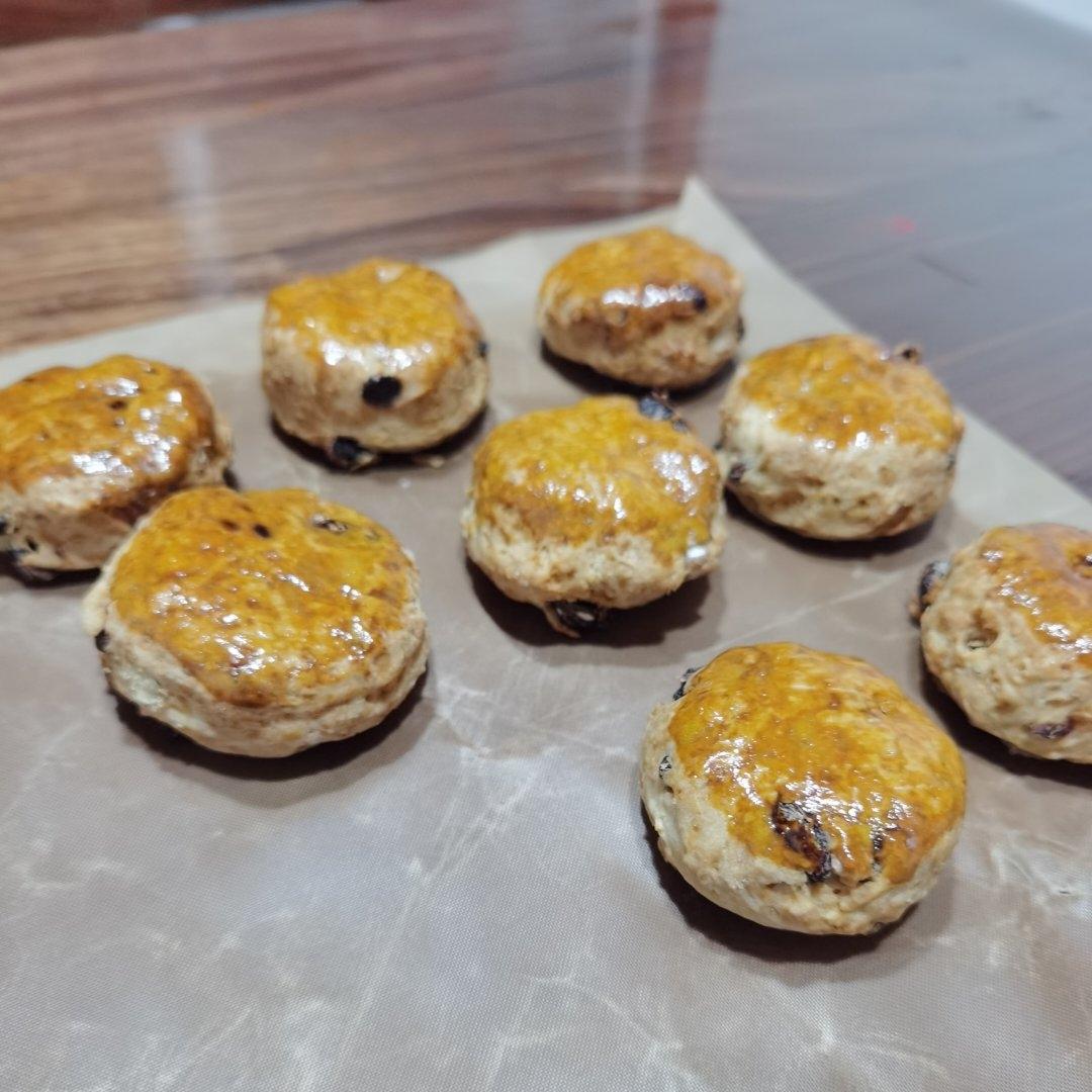 消耗淡奶油的司康