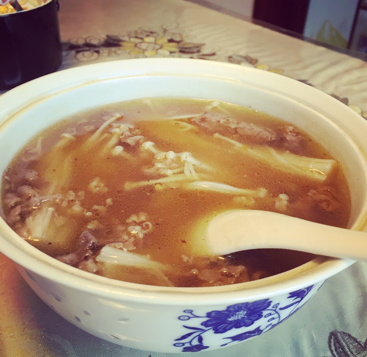 酸汤肥牛