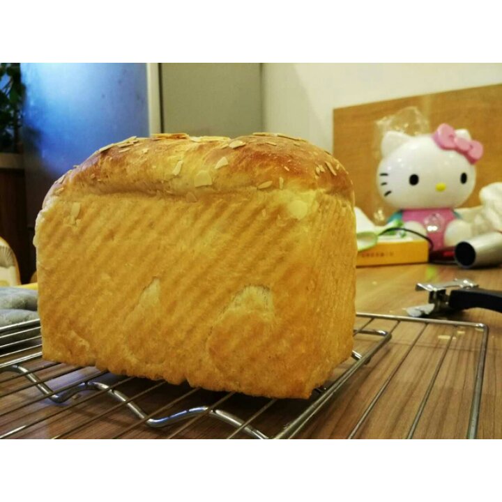 牛奶面包吐司