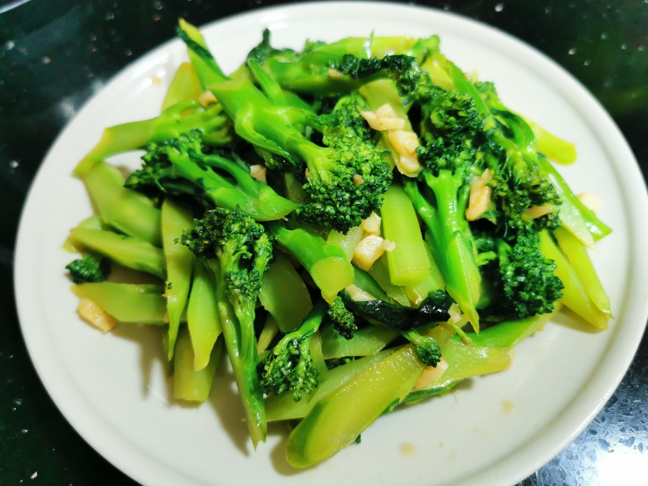 炒西兰苔，可炒一切绿色蔬菜配方的做法 步骤7