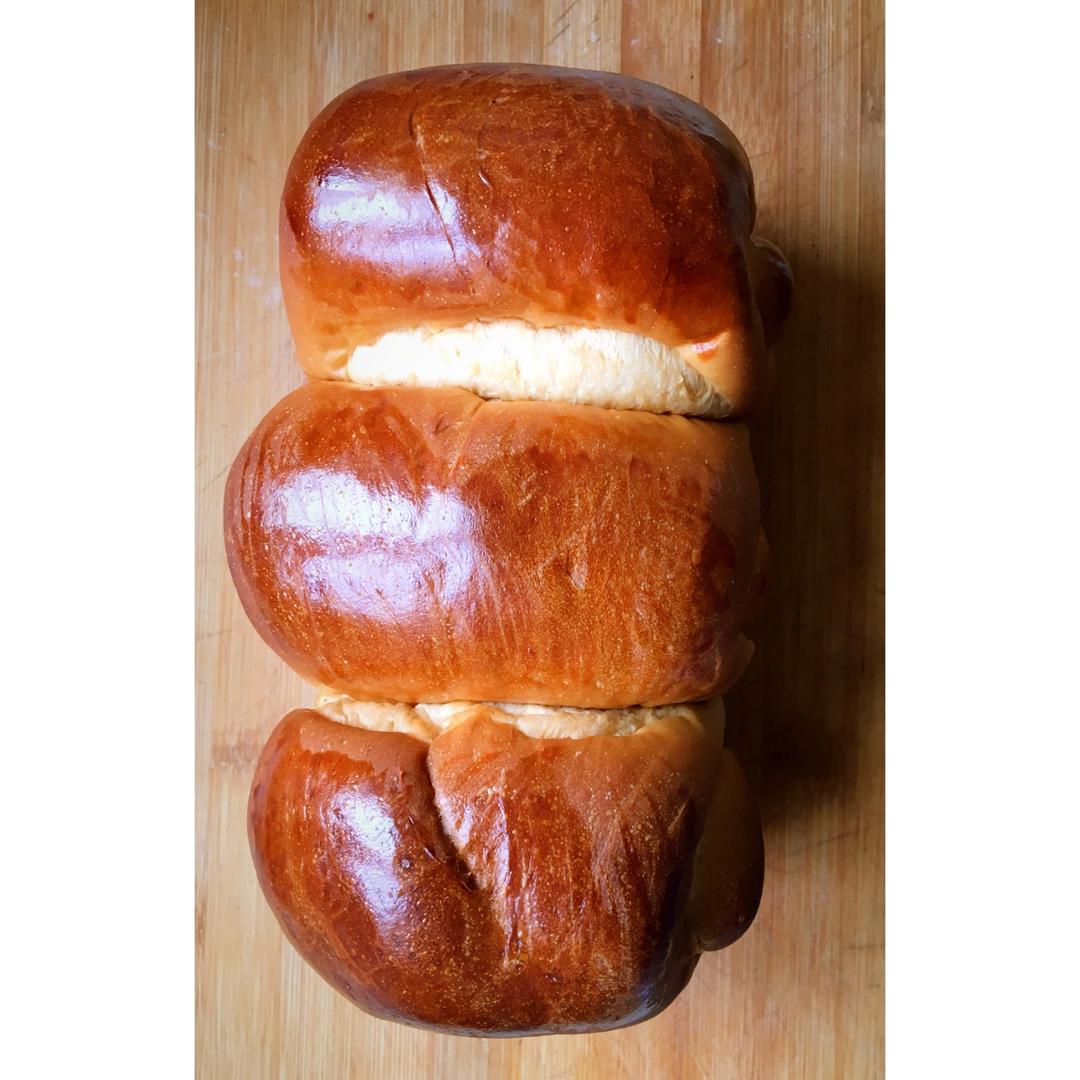 鲜奶吐司（老面法）