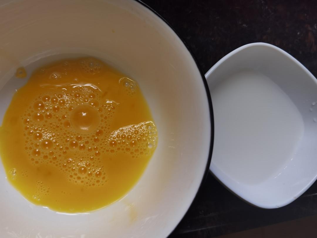 甩出一大碗完美的蛋花汤，仅用一个鸡蛋~