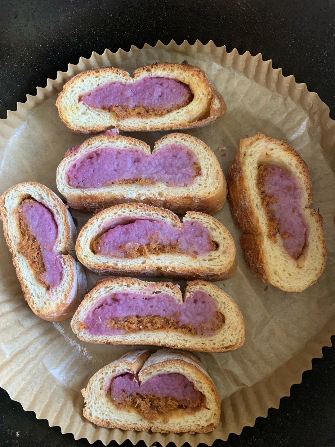 芋泥咸蛋黄软欧包