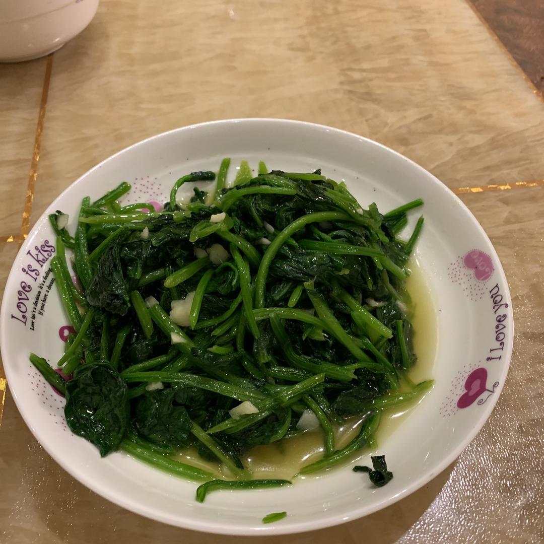 清炒菠菜