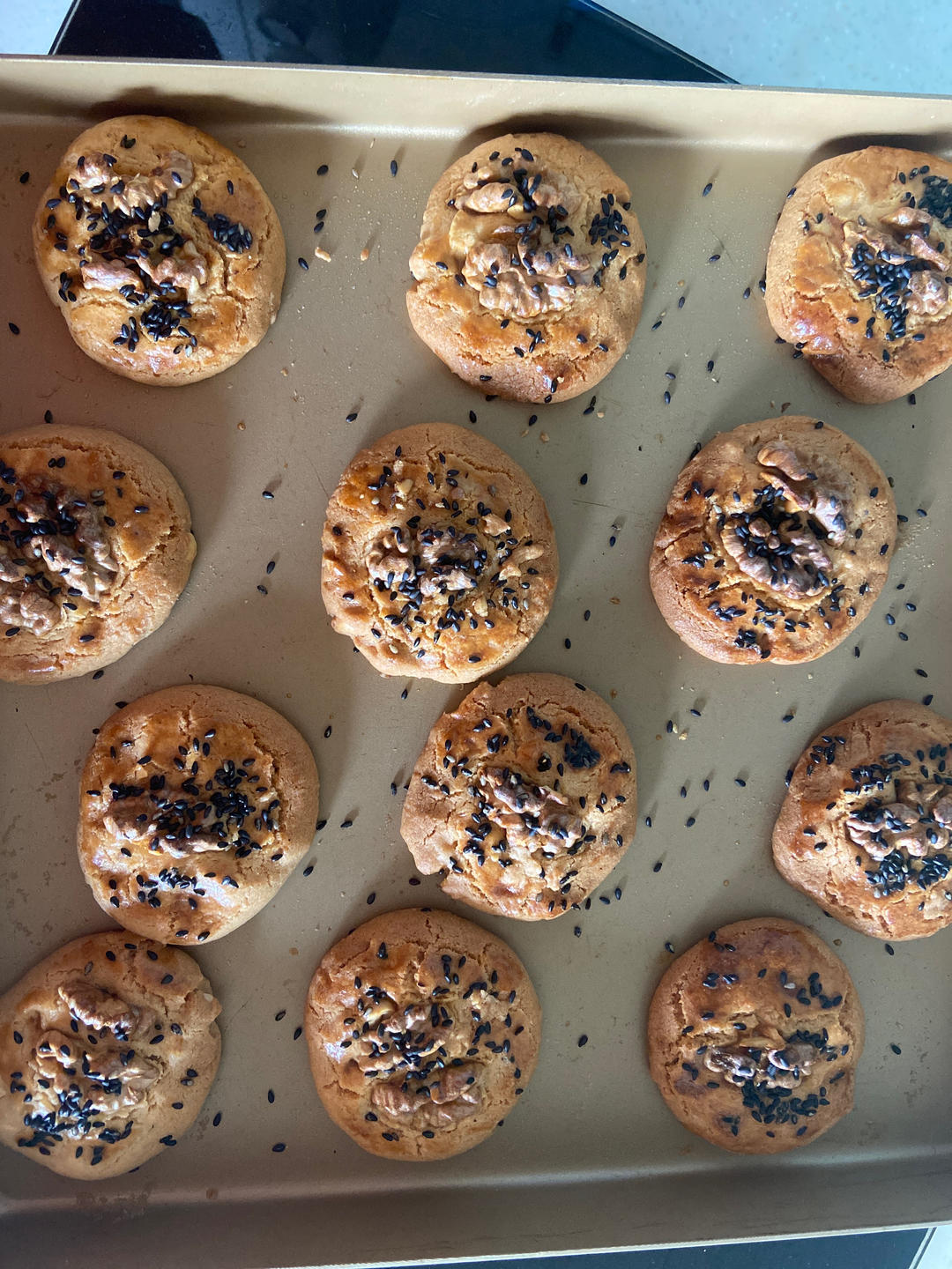 轻轻一按就碎掉的原味桃酥（不输猪油版）