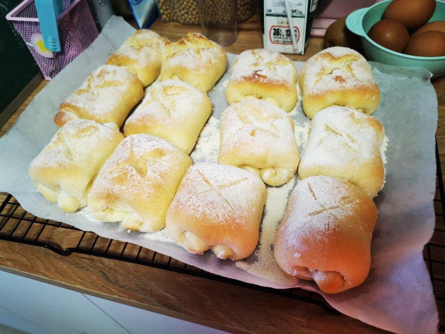 牛奶软面包