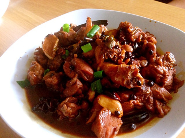 哒伶哒做的红烧鸭块