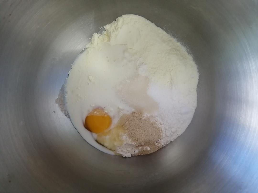 纯奶手撕吐司的做法 步骤1