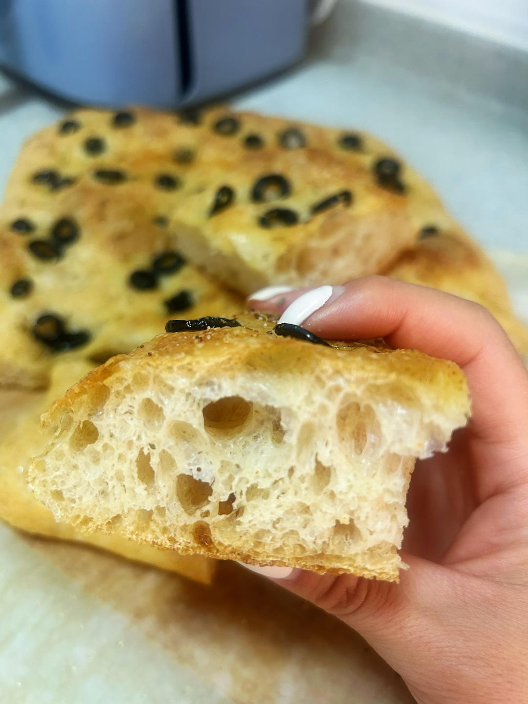 不需揉面的大孔蒜香佛卡夏