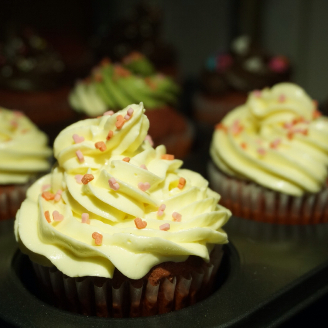 经典红丝绒杯子蛋糕（red velvet cupcake）