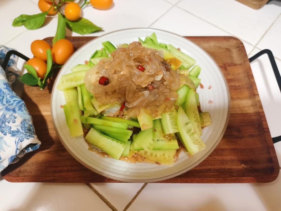 凉拌海蜇黄瓜丝