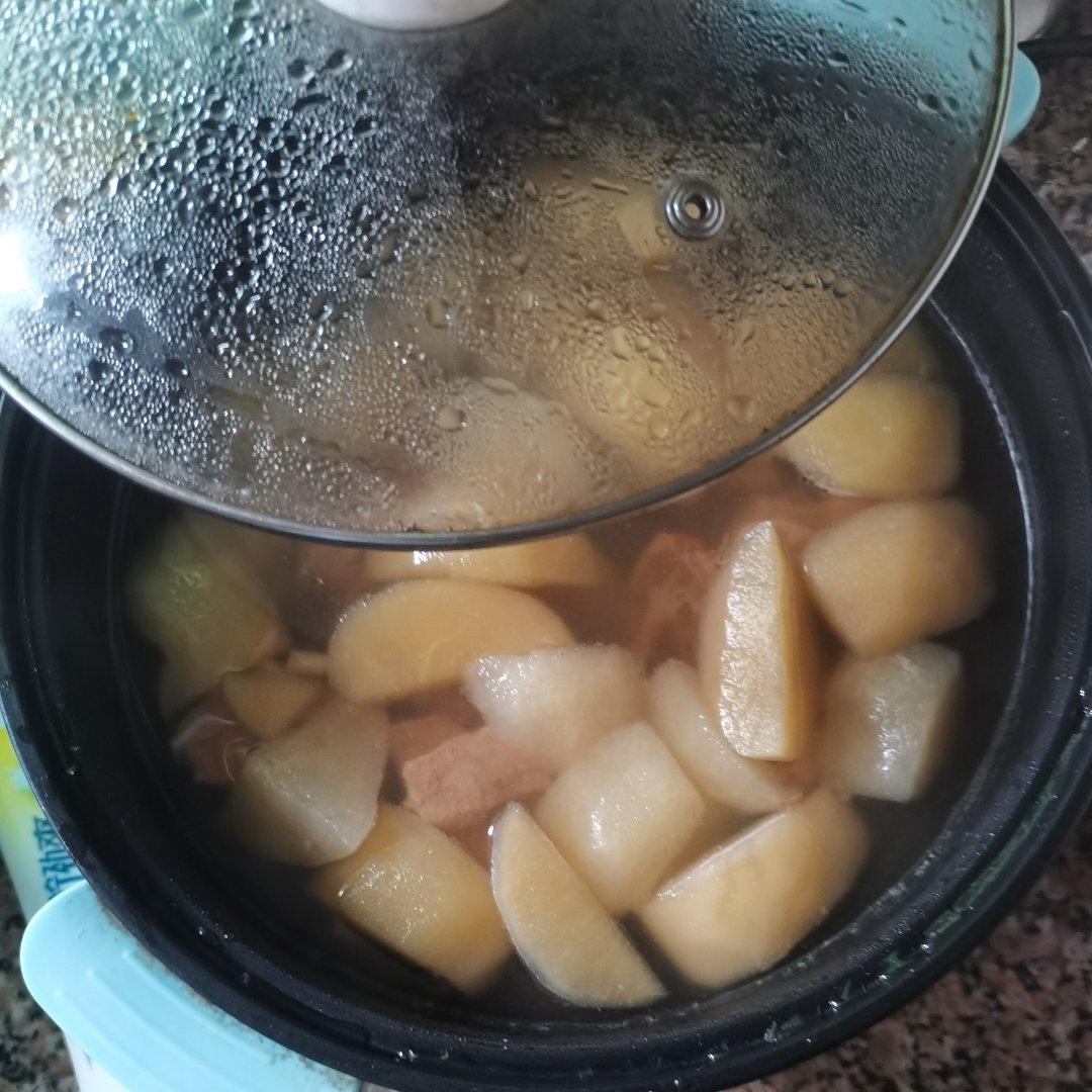 雪梨苹果瘦肉汤