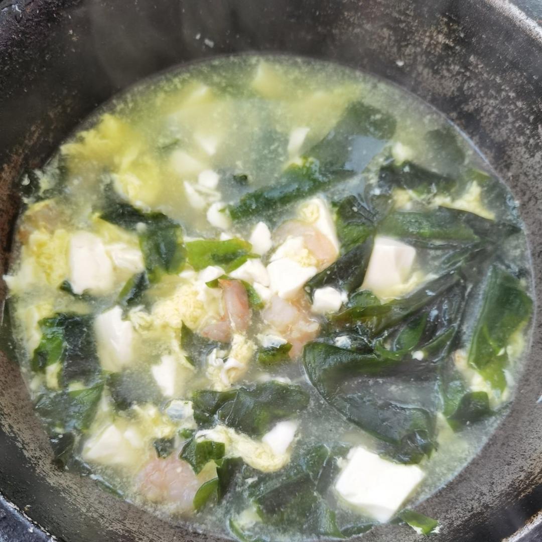 孩子增高汤 | 虾仁豆腐裙带菜汤