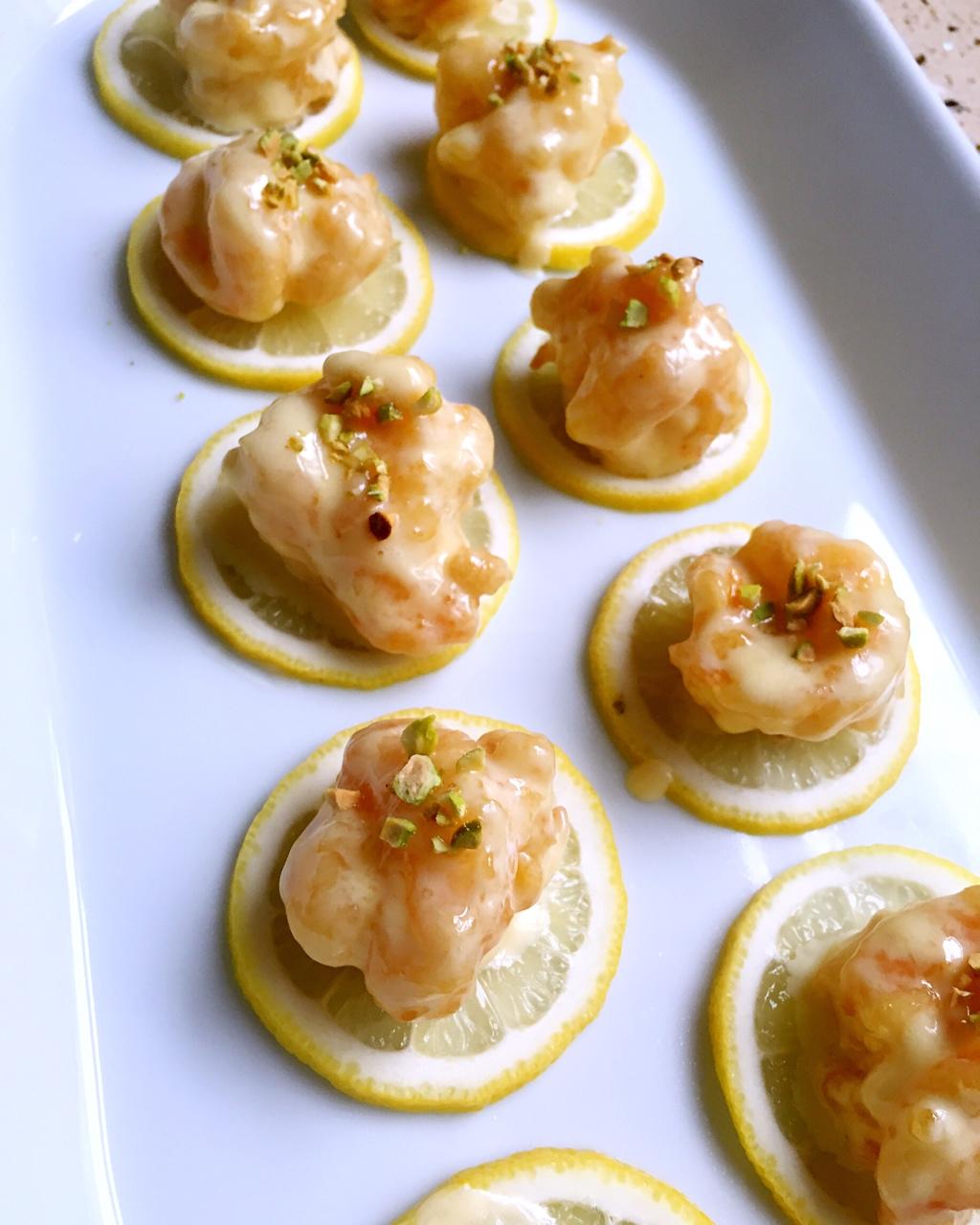 欢喜做年菜：鲜橙腰果沙拉酥虾