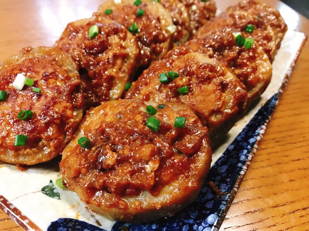 堂妈小厨——秘制酱汁鲜肉藕饼