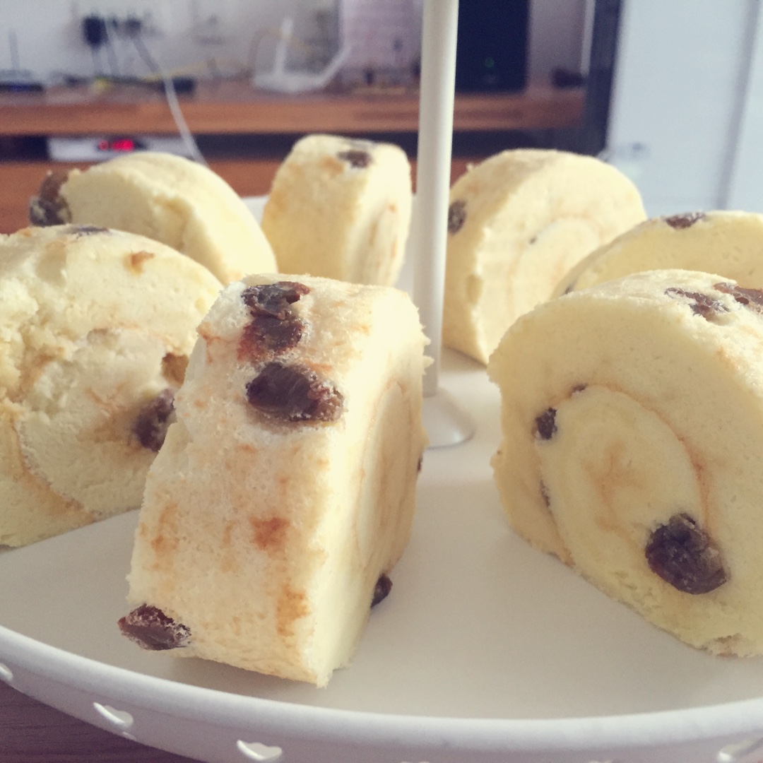 葡萄干蛋糕卷