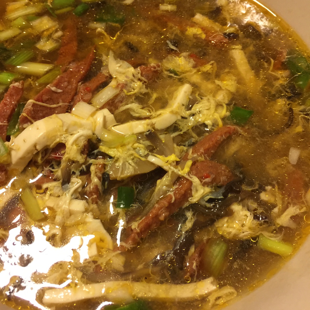 酸辣汤 Spicy & Sour Shredded Pork Soup
