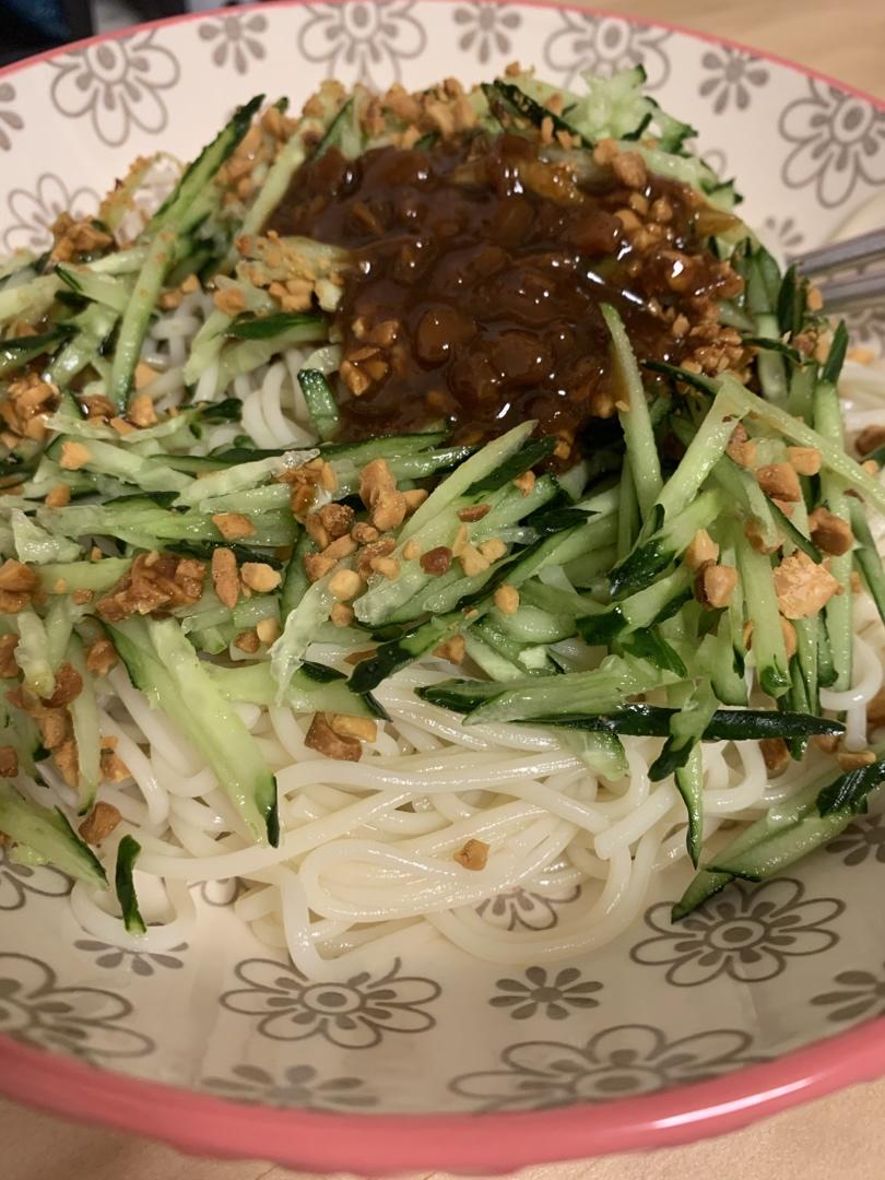 鸡丝凉面