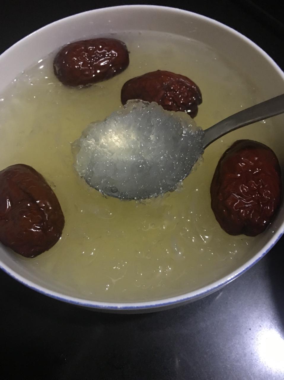 饷袏赱做的燕窝红枣