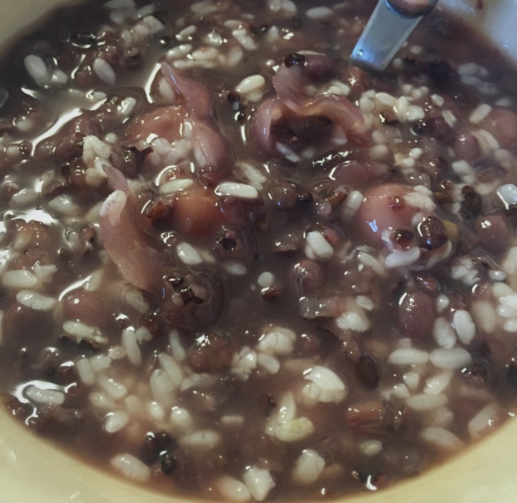 红豆黑米酒酿粥