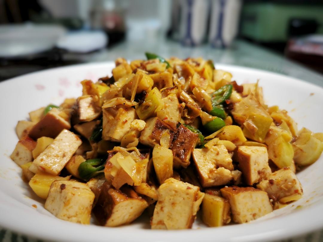 小笋炒香干