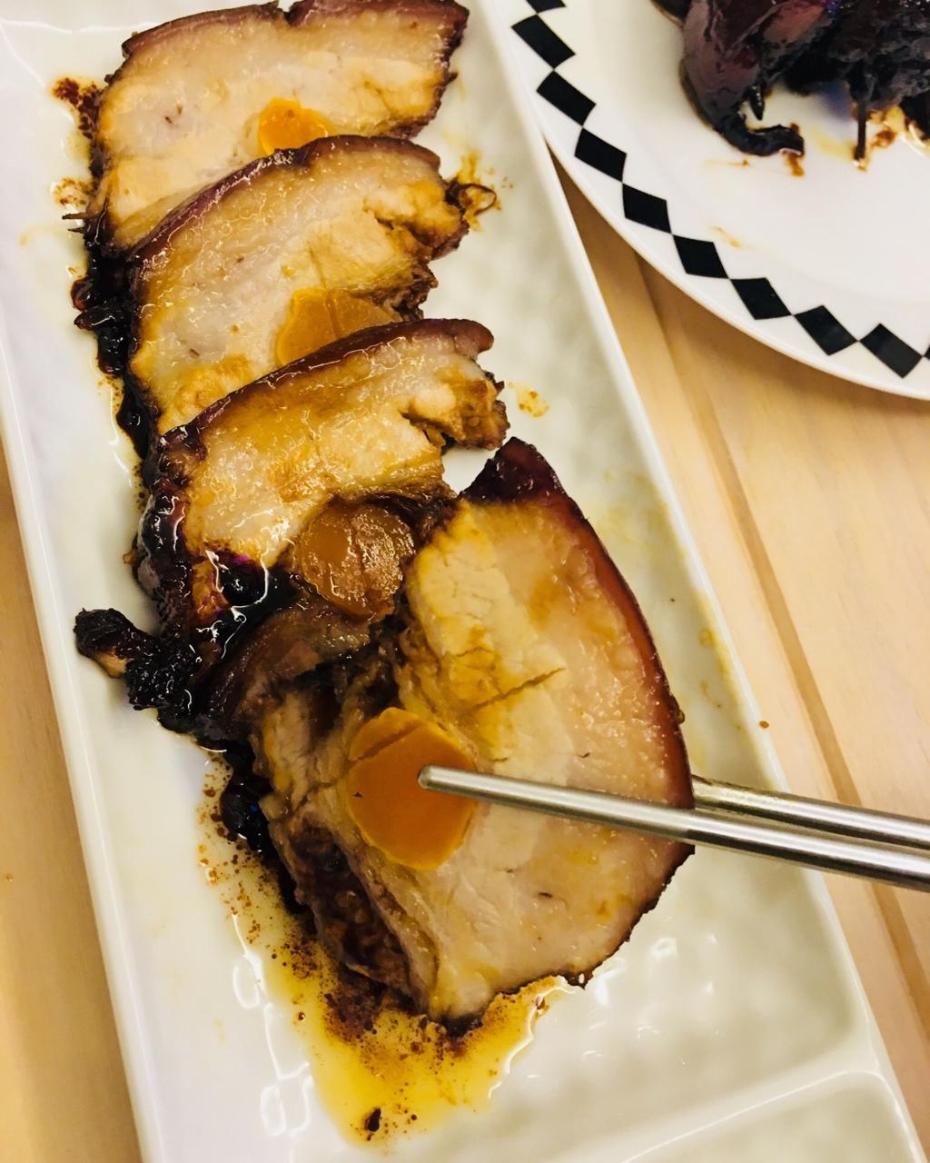 《老广3》中的一道神菜：咸蛋黄釀五花肉（金玉其中）