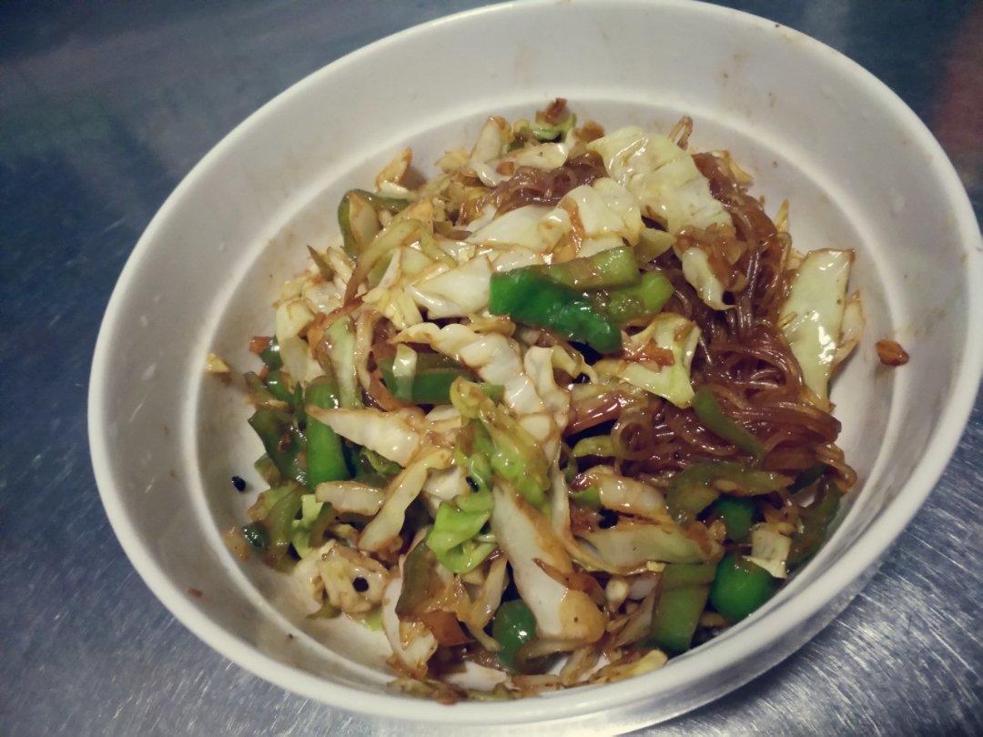 卷心菜炒粉丝 Glass noodles with Cabbage