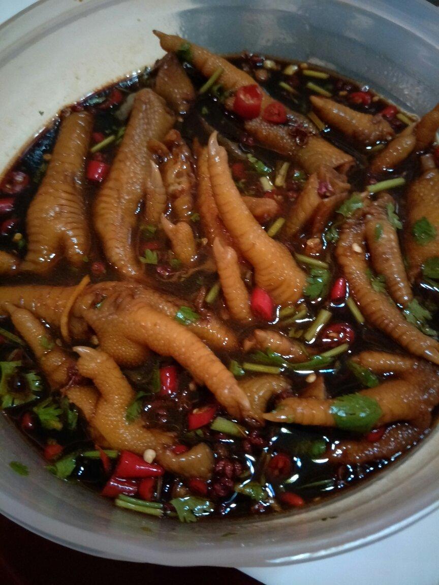 秘制凉拌酸辣鸡爪