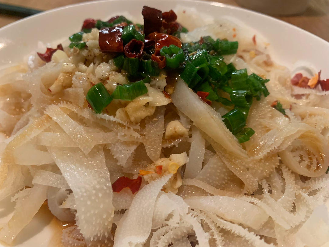 简单又下饭的油泼牛百叶